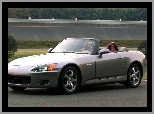 S2000